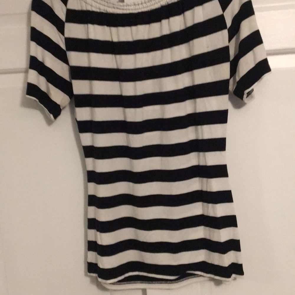 Limited black and white short sleeve shirt - Picture 4 of 5